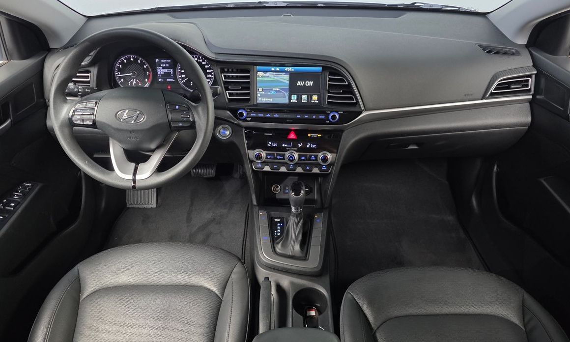 Hyundai AVANTE 2019
