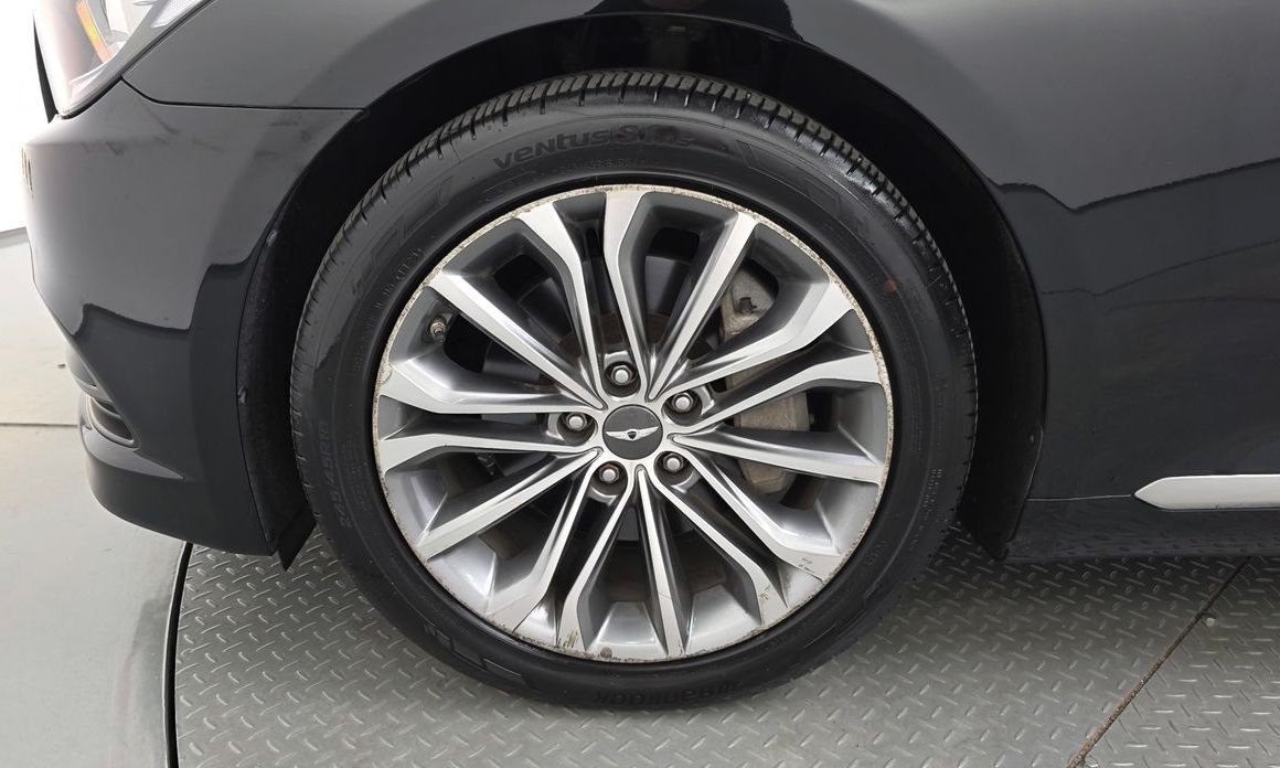 Hyundai Genesis 2015