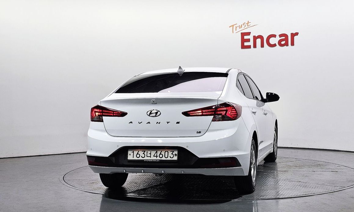 Hyundai AVANTE 2020