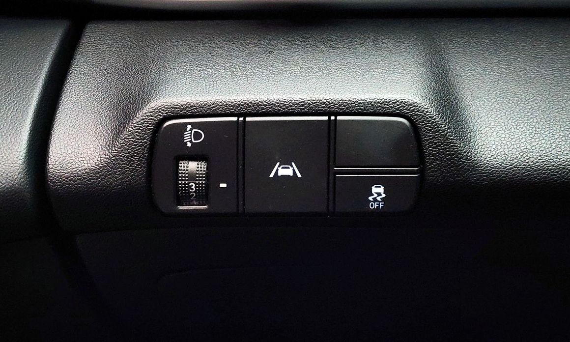 Hyundai AVANTE 2023