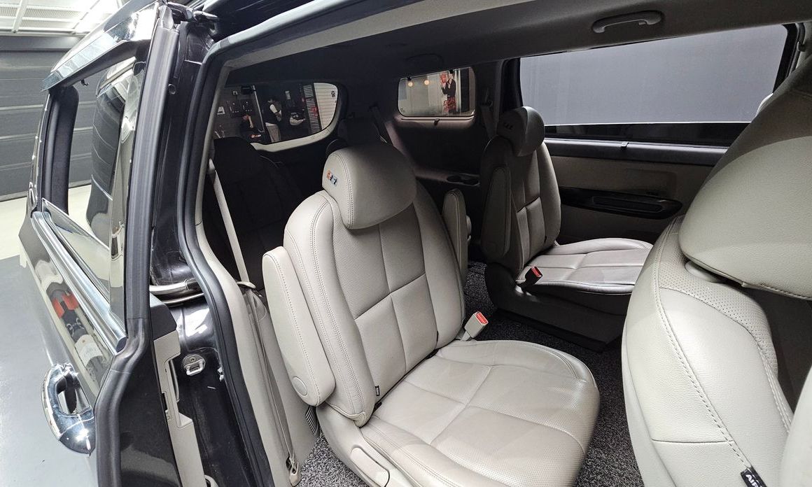 Kia Canival 2016