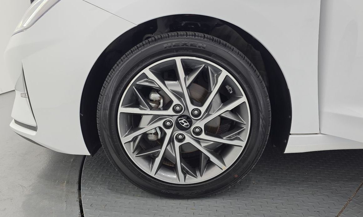 Hyundai AVANTE 2020