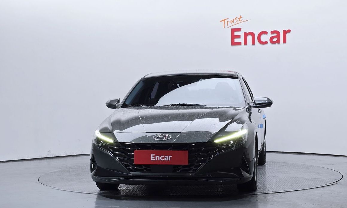 Hyundai AVANTE 2021
