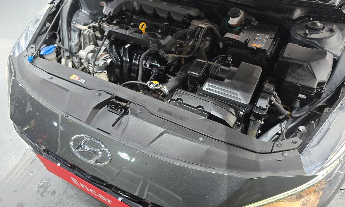 Hyundai AVANTE 2021
