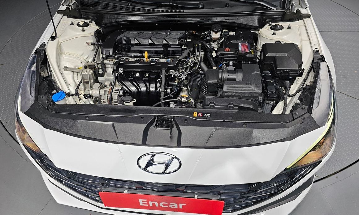Hyundai AVANTE 2021