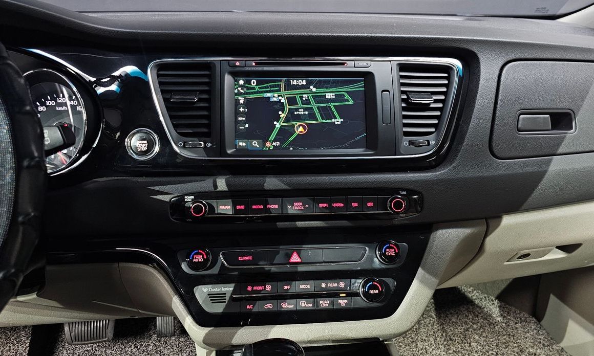 Kia Canival 2016