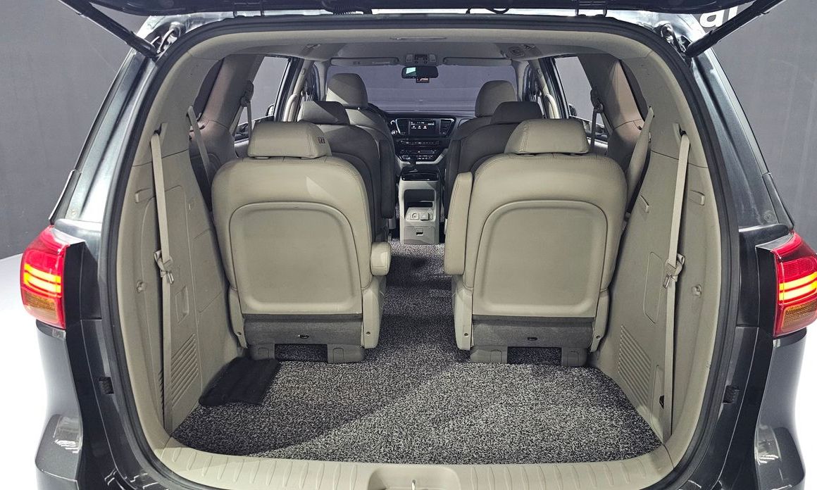 Kia Canival 2016