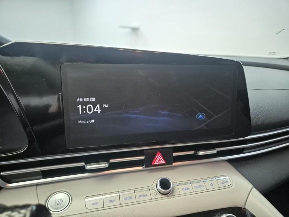 Hyundai AVANTE 2021