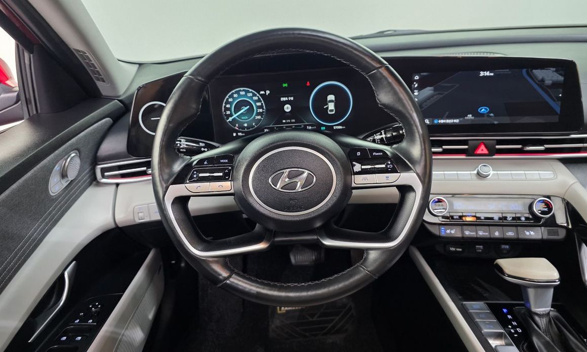 Hyundai AVANTE 2021