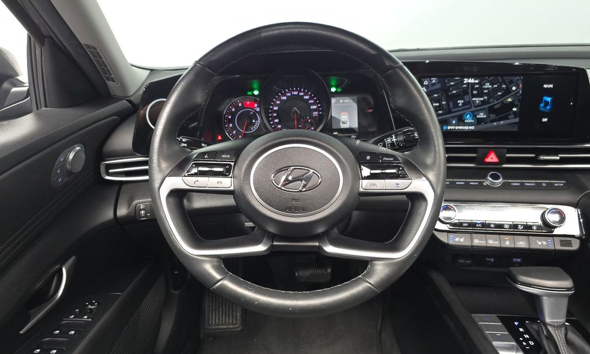 Hyundai AVANTE 2021