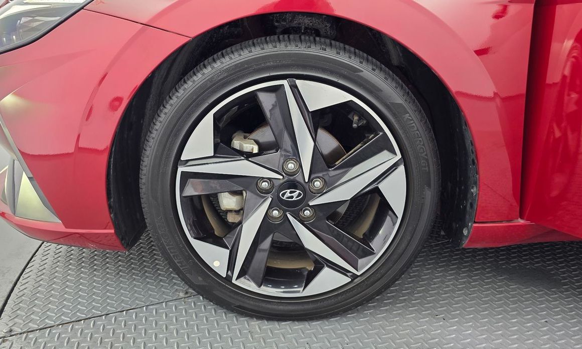 Hyundai AVANTE 2021