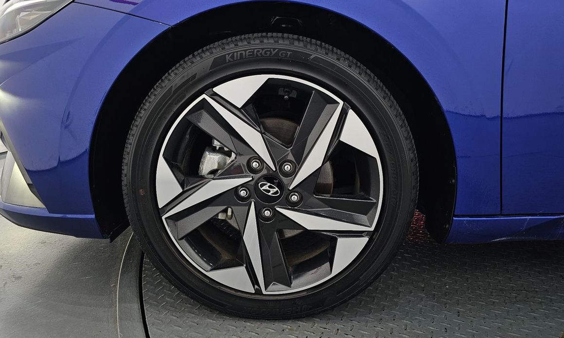 Hyundai AVANTE 2021