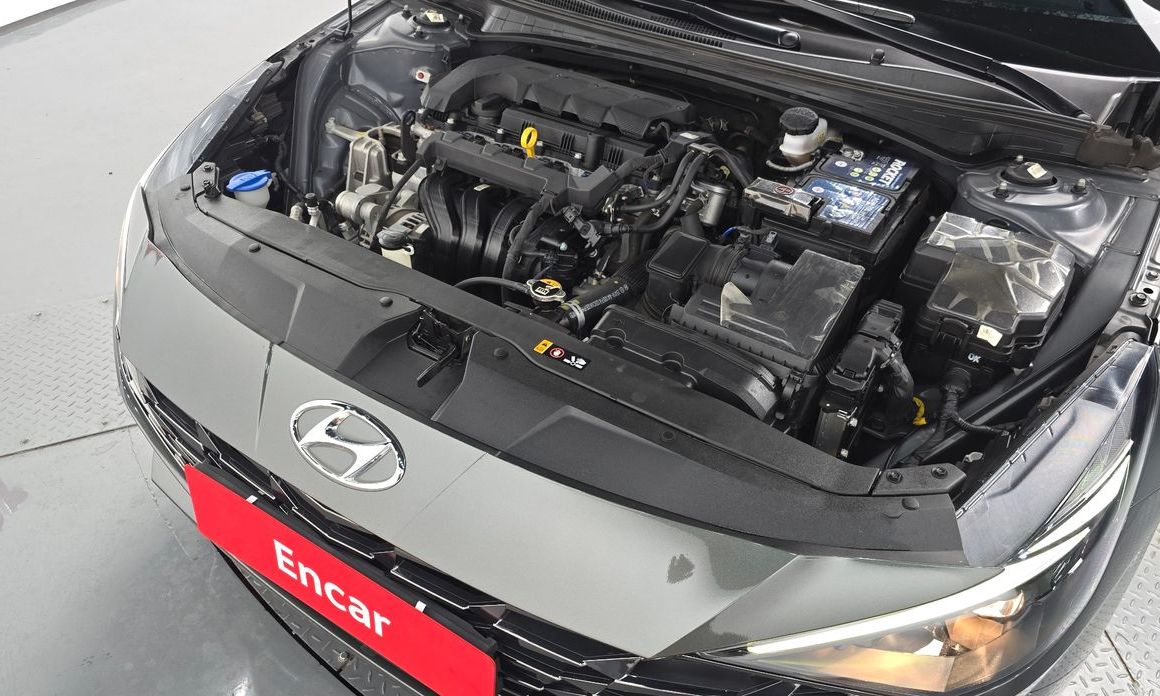 Hyundai AVANTE 2021