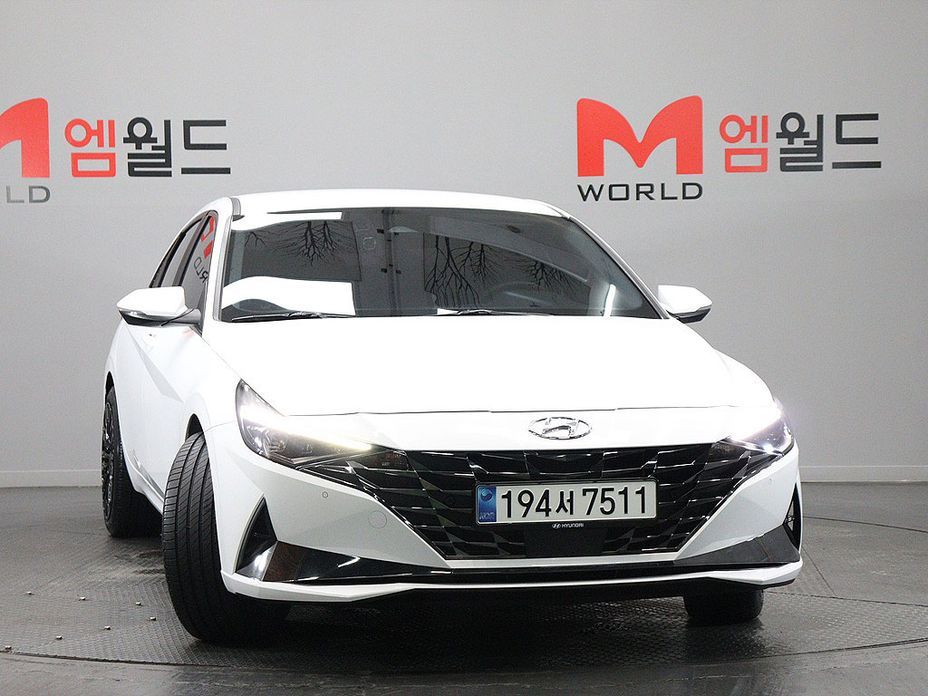 Hyundai AVANTE 2021