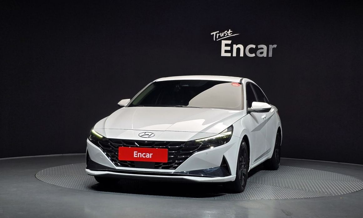 Hyundai AVANTE 2021