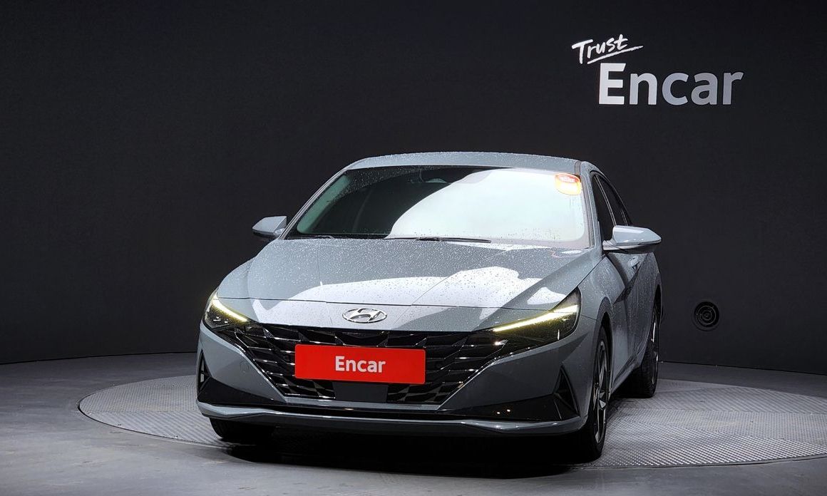 Hyundai AVANTE 2021