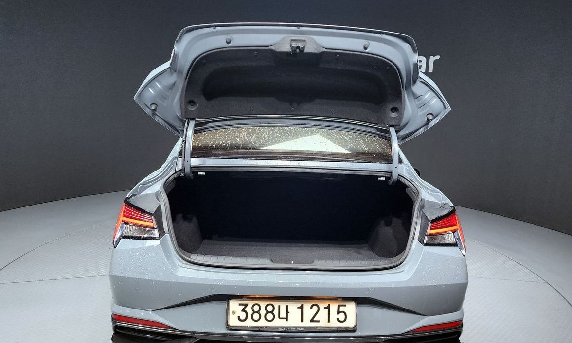 Hyundai AVANTE 2021
