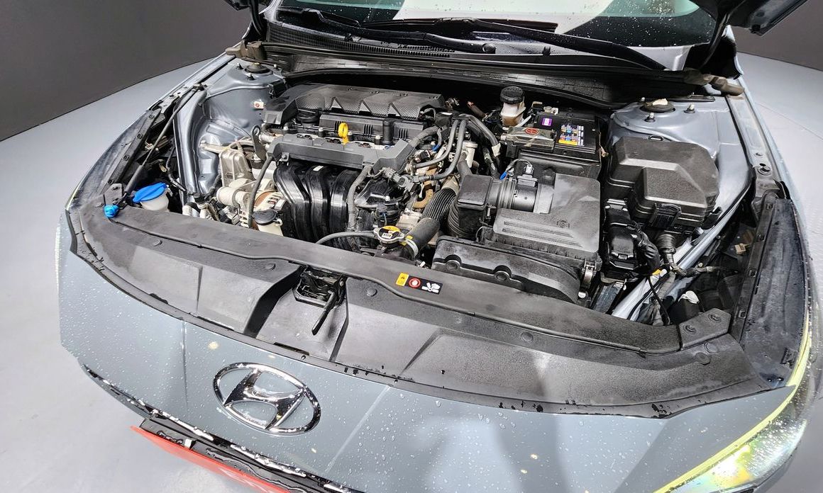 Hyundai AVANTE 2021