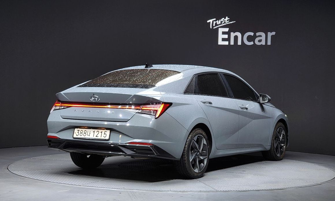 Hyundai AVANTE 2021