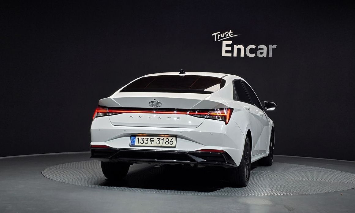 Hyundai AVANTE 2021