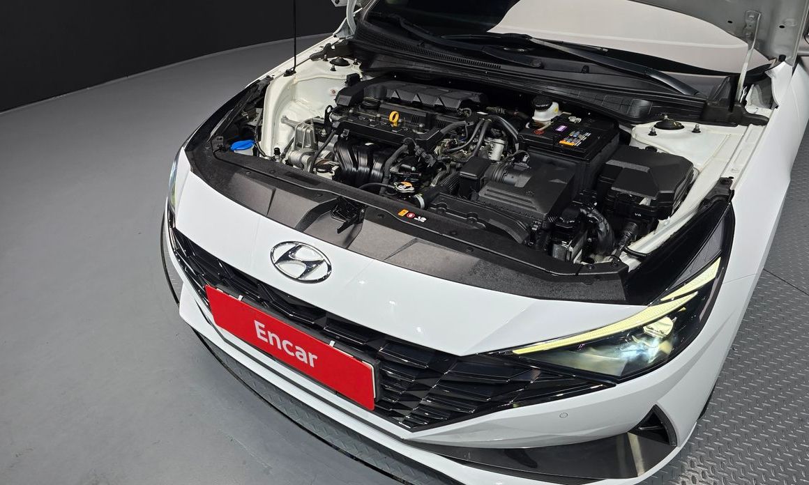Hyundai AVANTE 2021