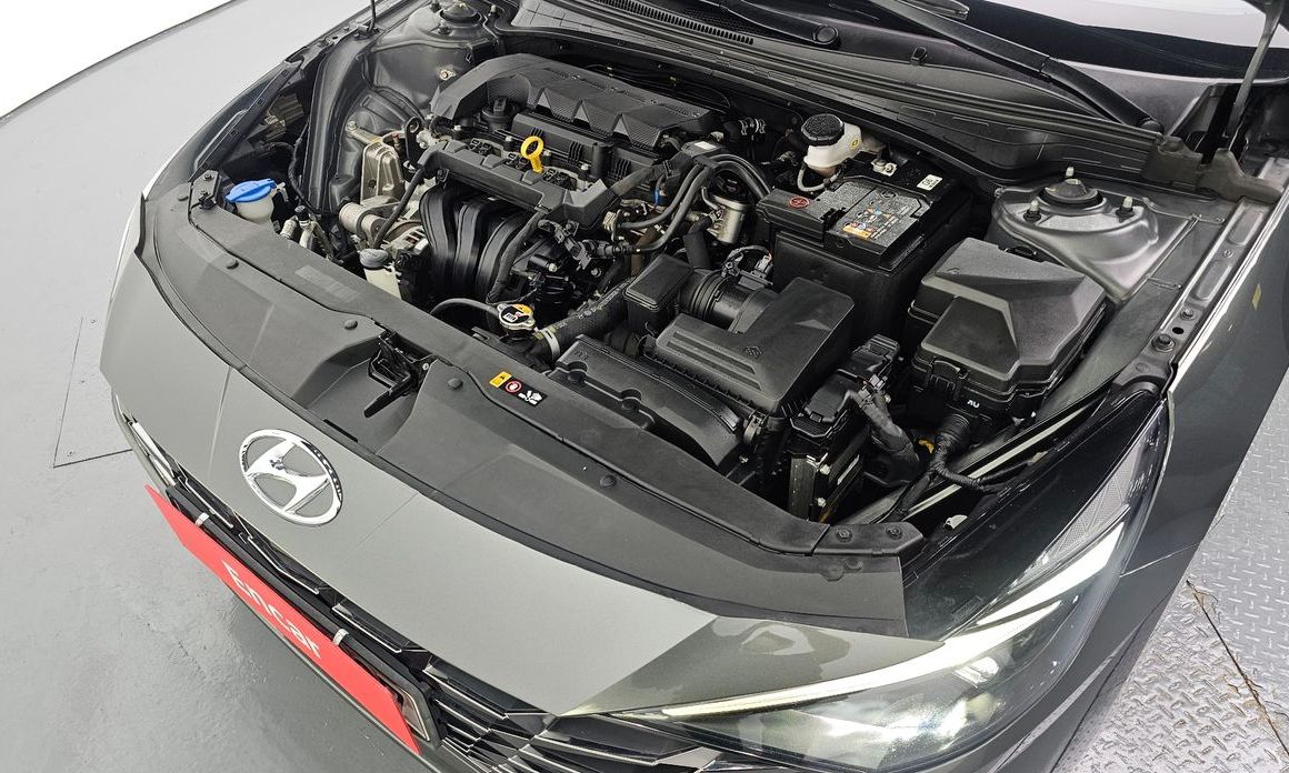 Hyundai AVANTE 2022