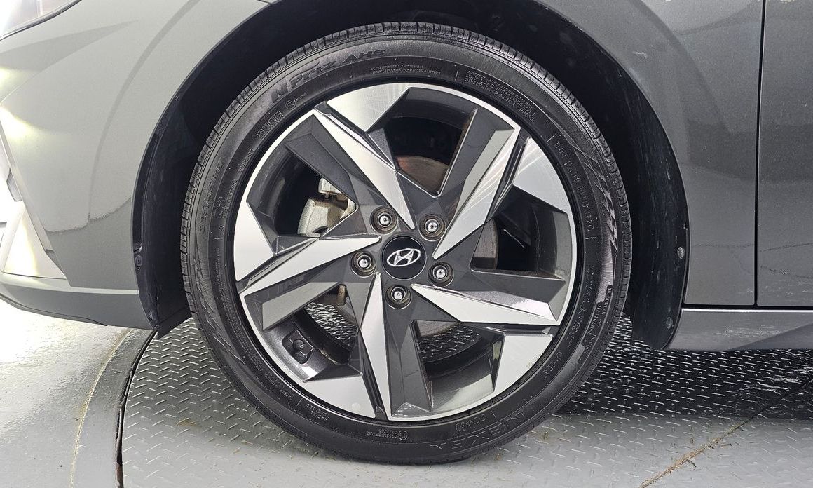 Hyundai AVANTE 2022