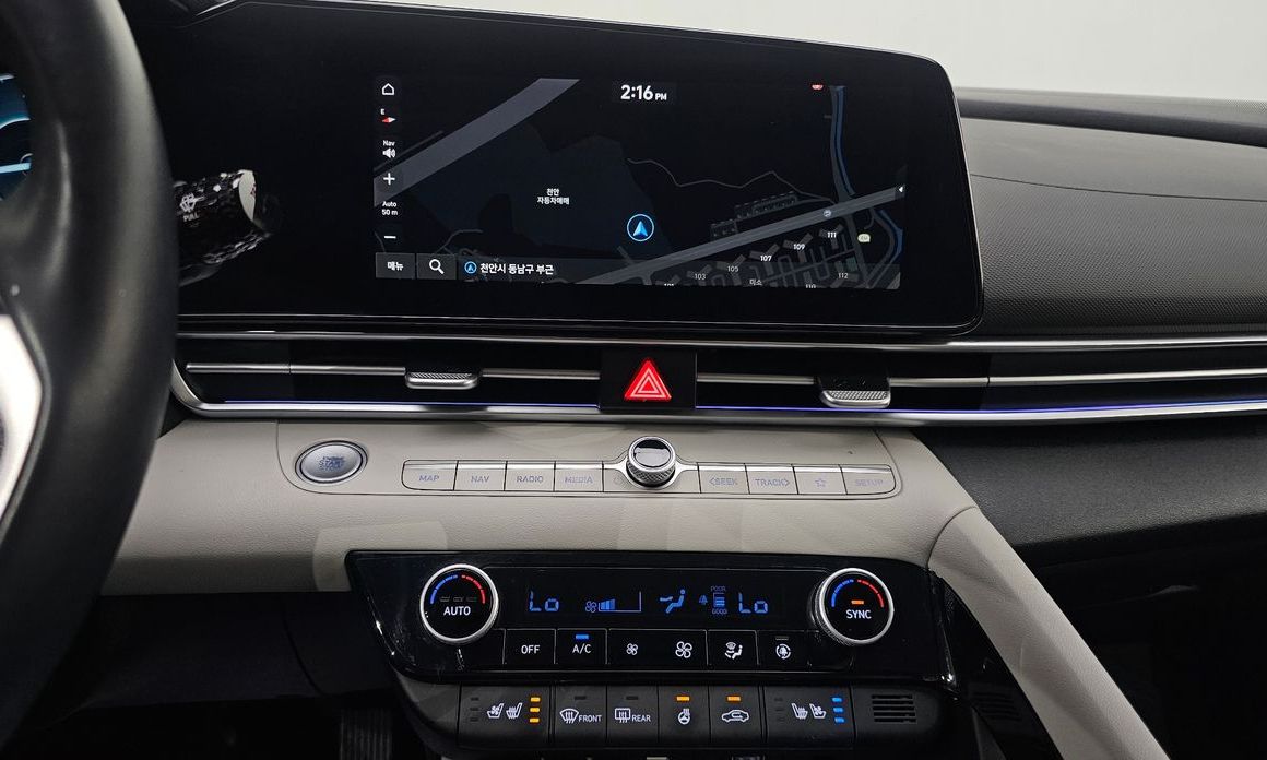 Hyundai AVANTE 2022