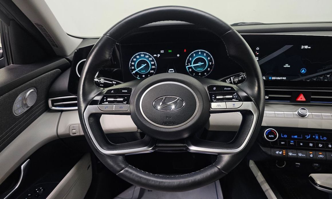 Hyundai AVANTE 2022