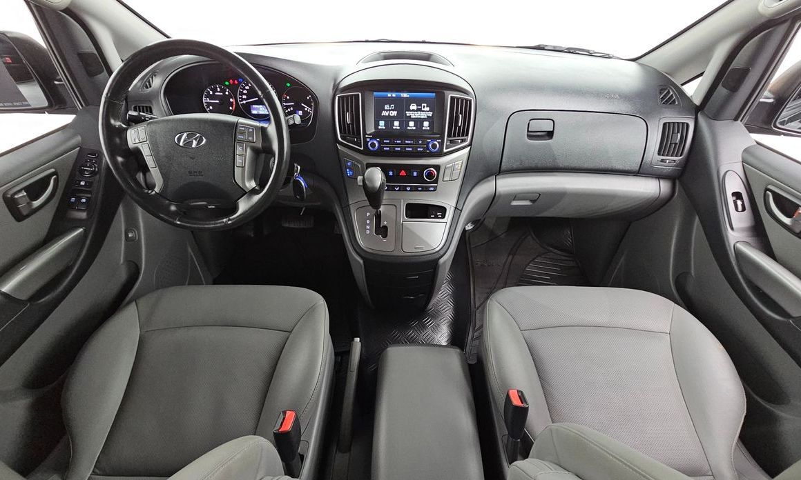 Hyundai Starex 2021