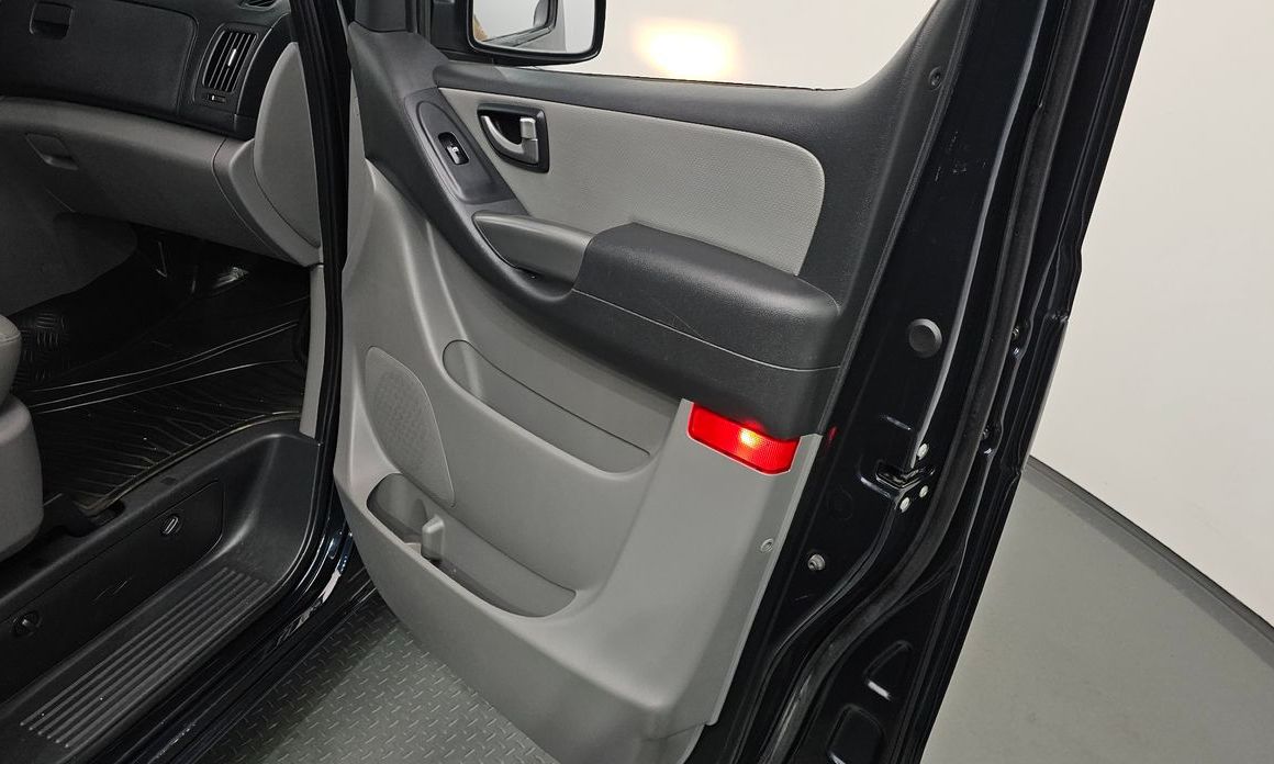 Hyundai Starex 2021