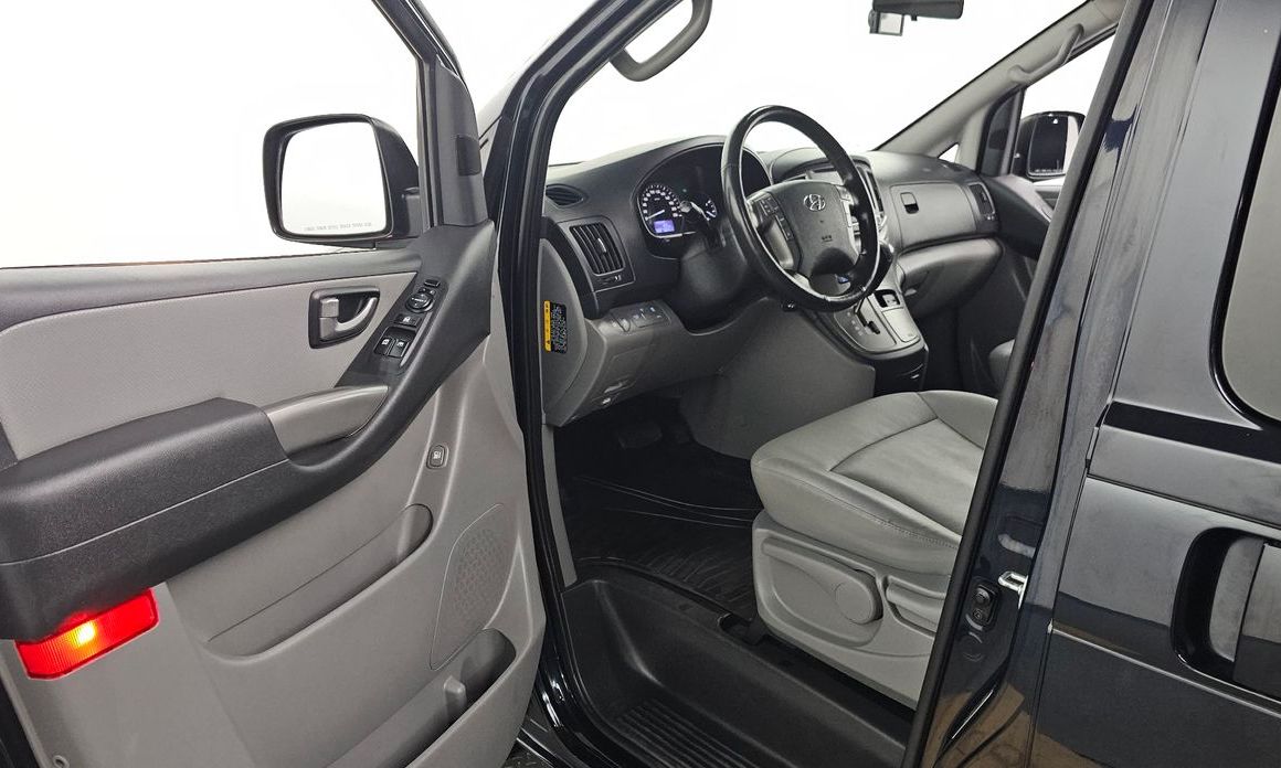 Hyundai Starex 2021