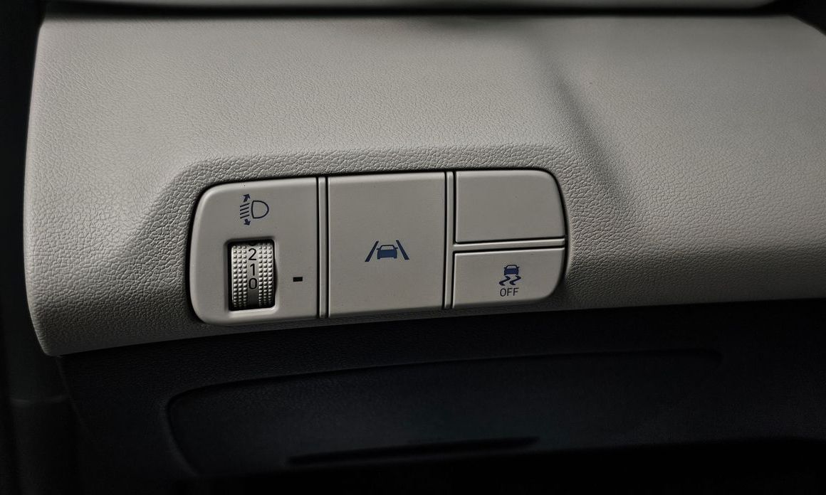Hyundai AVANTE 2022