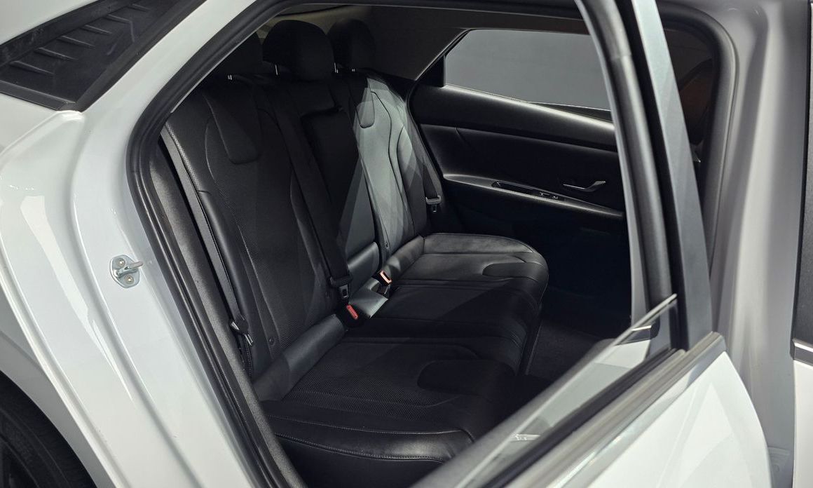 Hyundai AVANTE 2021