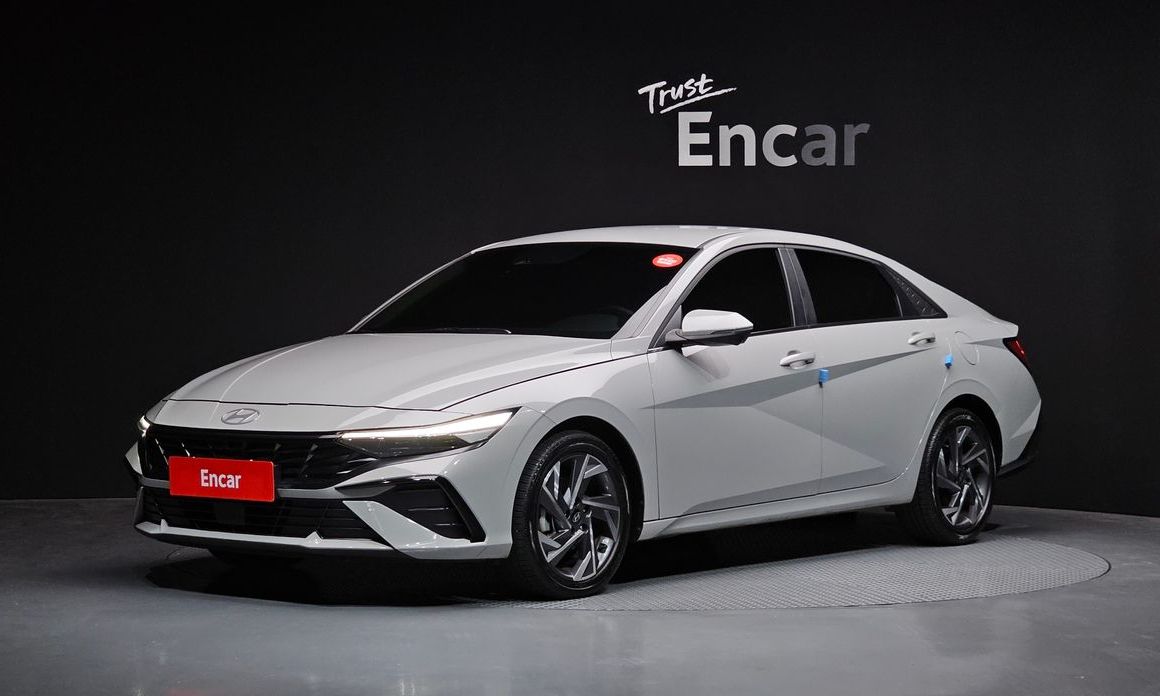 Hyundai AVANTE 2024