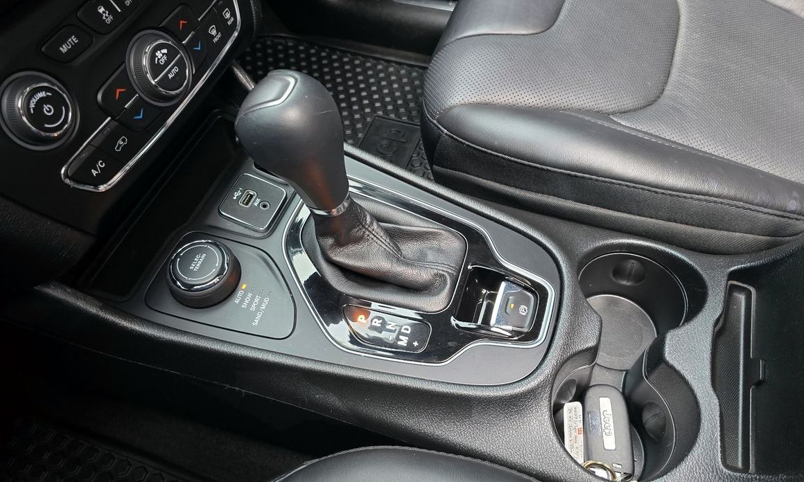 Jeep Cherokee 2021