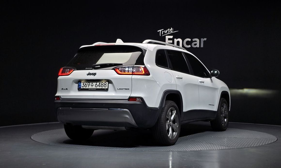 Jeep Cherokee 2021