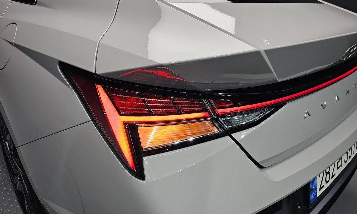 Hyundai AVANTE 2024
