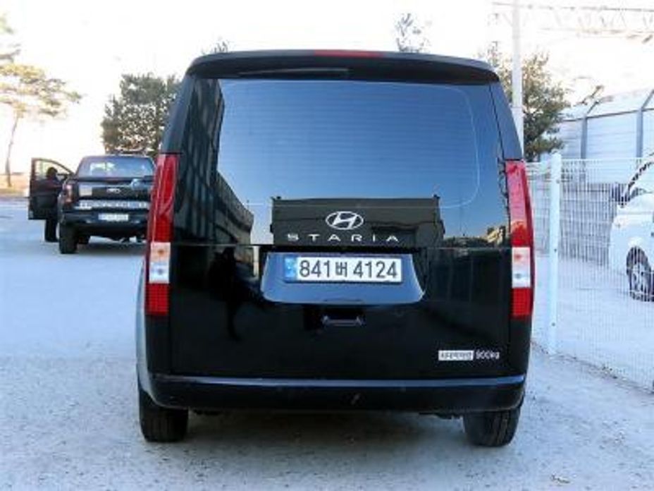 Hyundai Staria 2024