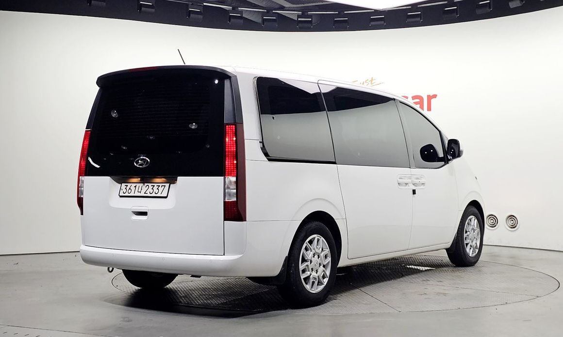 Hyundai Staria 2022