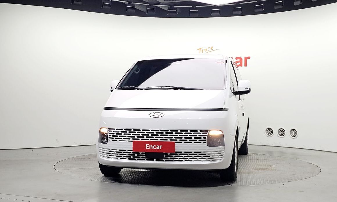 Hyundai Staria 2022