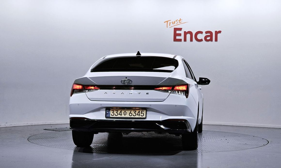 Hyundai AVANTE 2022