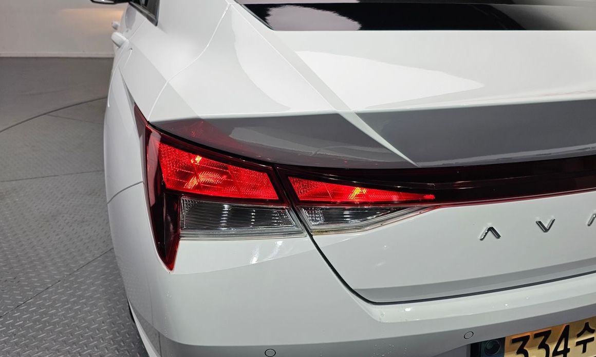 Hyundai AVANTE 2022