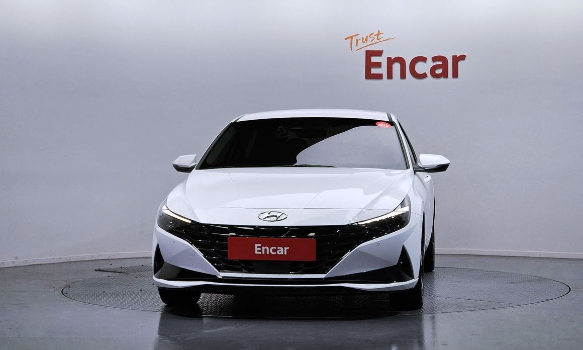Hyundai AVANTE 2022