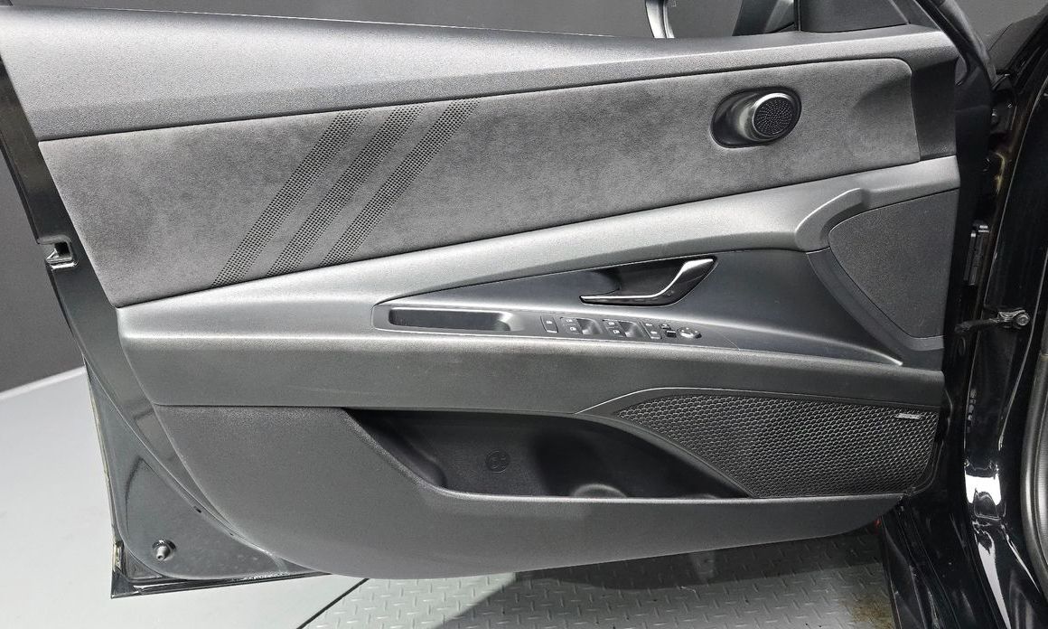 Hyundai AVANTE 2022