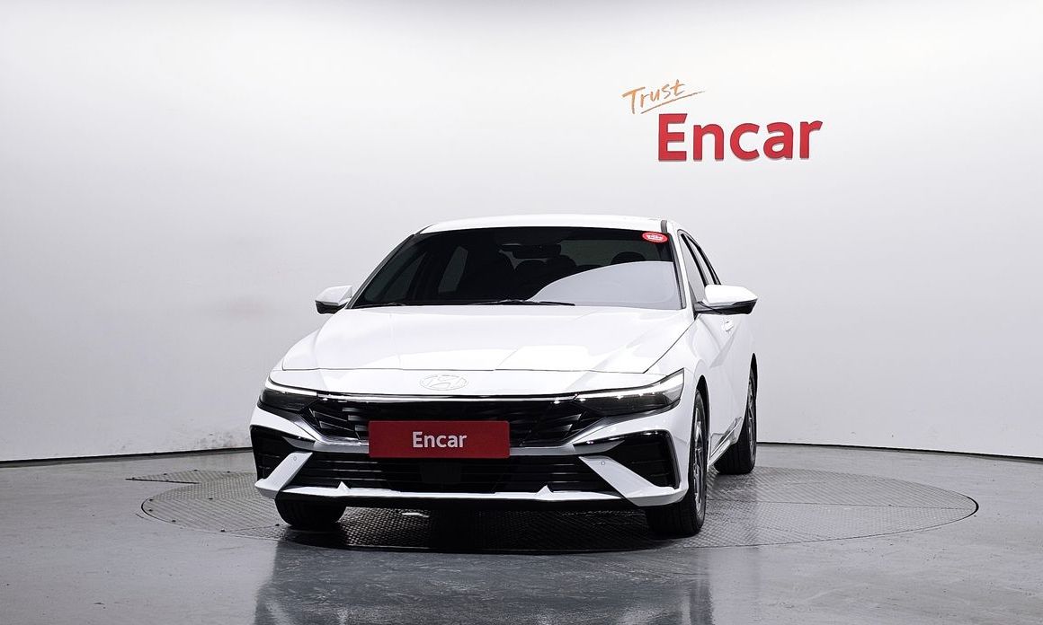 Hyundai AVANTE 2024