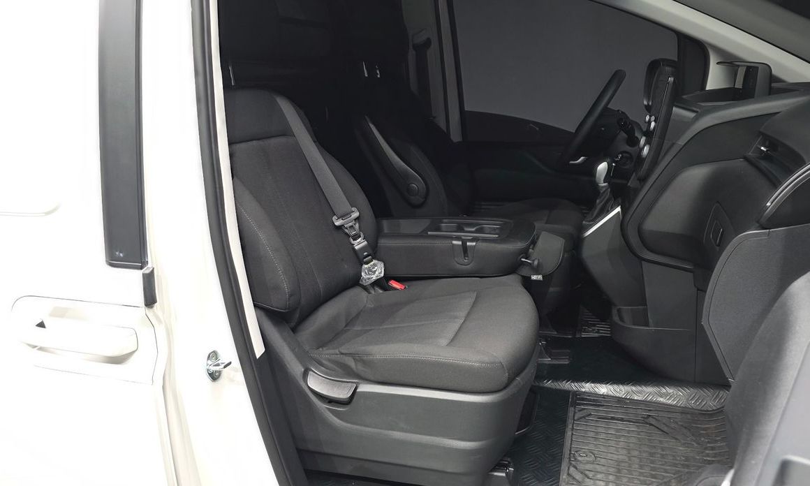 Hyundai Staria 2022
