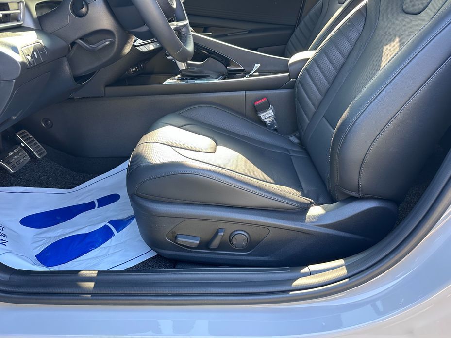 Hyundai AVANTE 2025