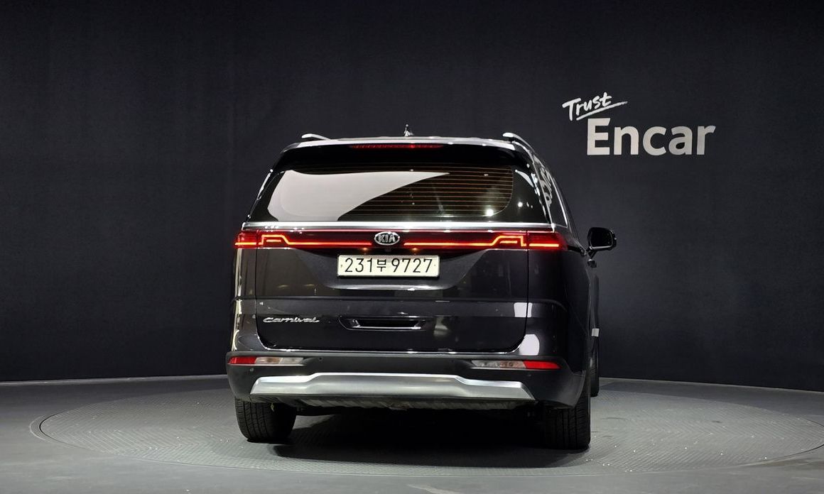 Kia Canival 2021