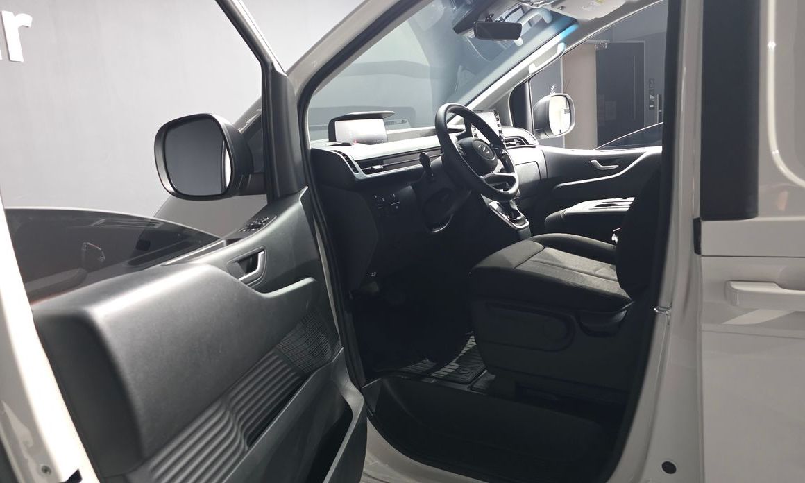 Hyundai Staria 2022